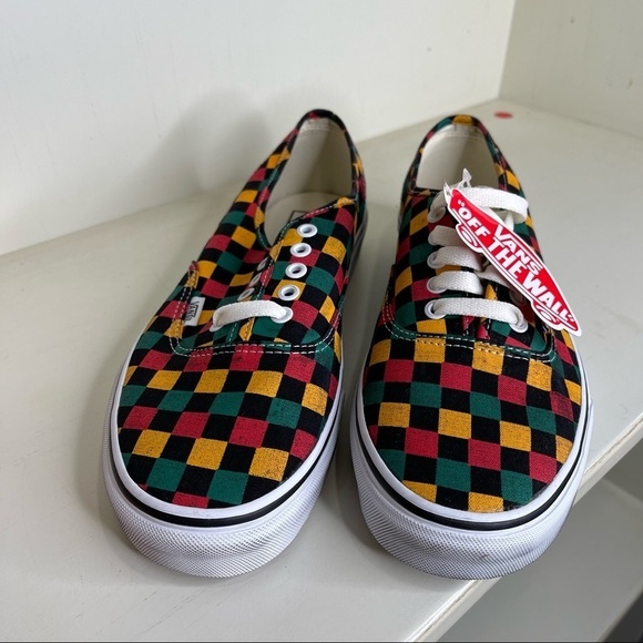 New! Vans Checkered Multi Colored Laced Sneaker, Women Size 12 , Men Size 10.5 - Picture 2 of 5